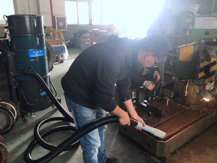 HY-120L脈沖反吹工業(yè)吸塵器案例實(shí)拍圖