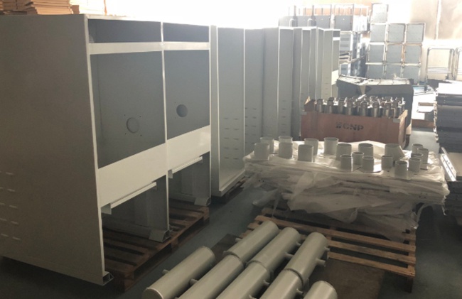 待組裝的工業(yè)吸塵器機(jī)箱存放處 待組裝的工業(yè)吸塵器機(jī)箱存放處