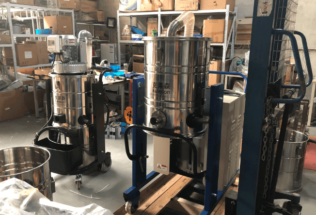 工廠倉庫用克萊森工業(yè)吸塵器