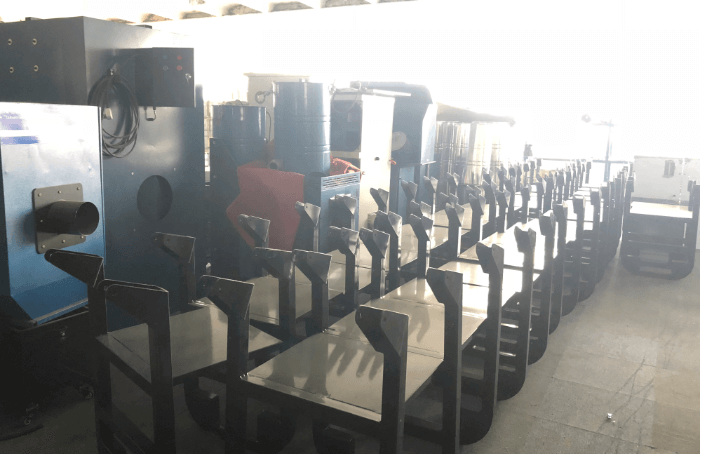 待組裝的工業(yè)吸塵器外殼存放區(qū) 待組裝的工業(yè)吸塵器外殼存放區(qū)